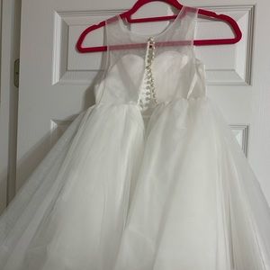 Flower girl dress. Size 5.